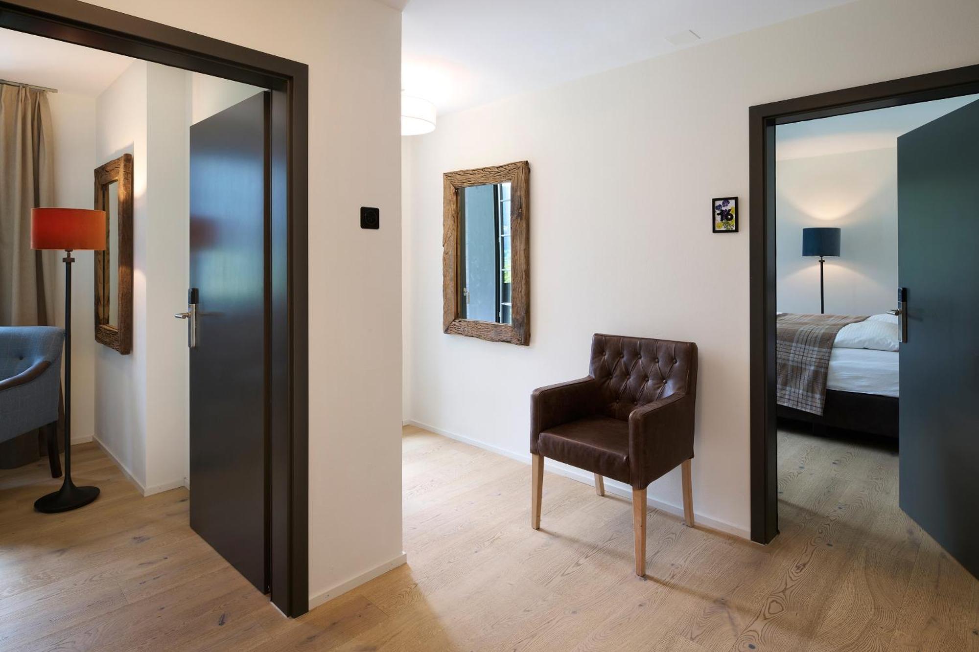 Eiger View Alpine Lodge กรินเดลวัลด์ ภายนอก รูปภาพ