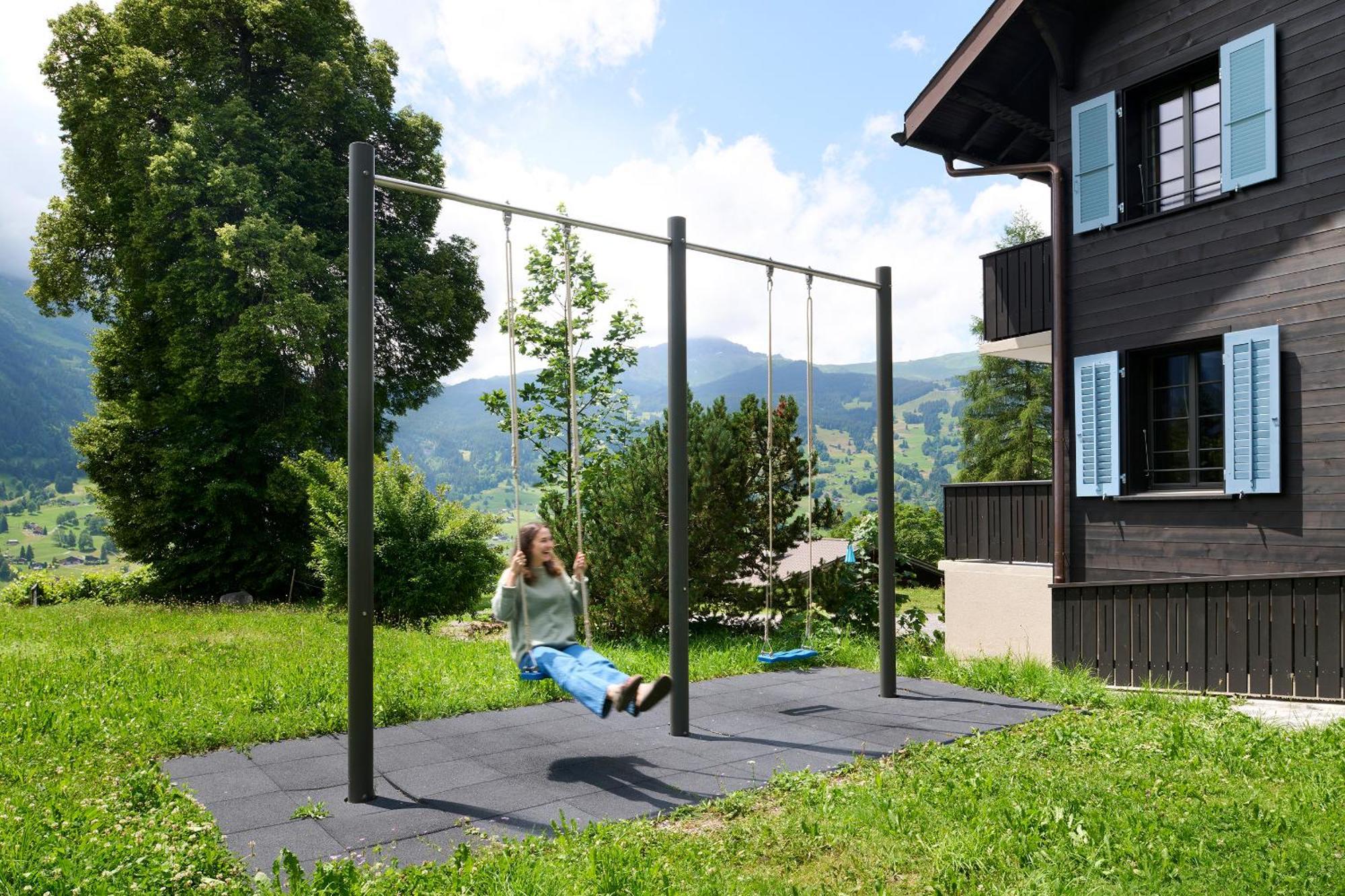 Eiger View Alpine Lodge กรินเดลวัลด์ ภายนอก รูปภาพ